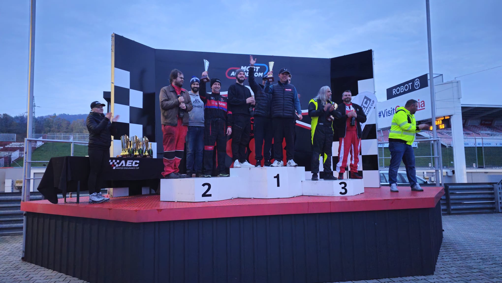 WhatsApp Image 2025-11-01 at 21.28.39